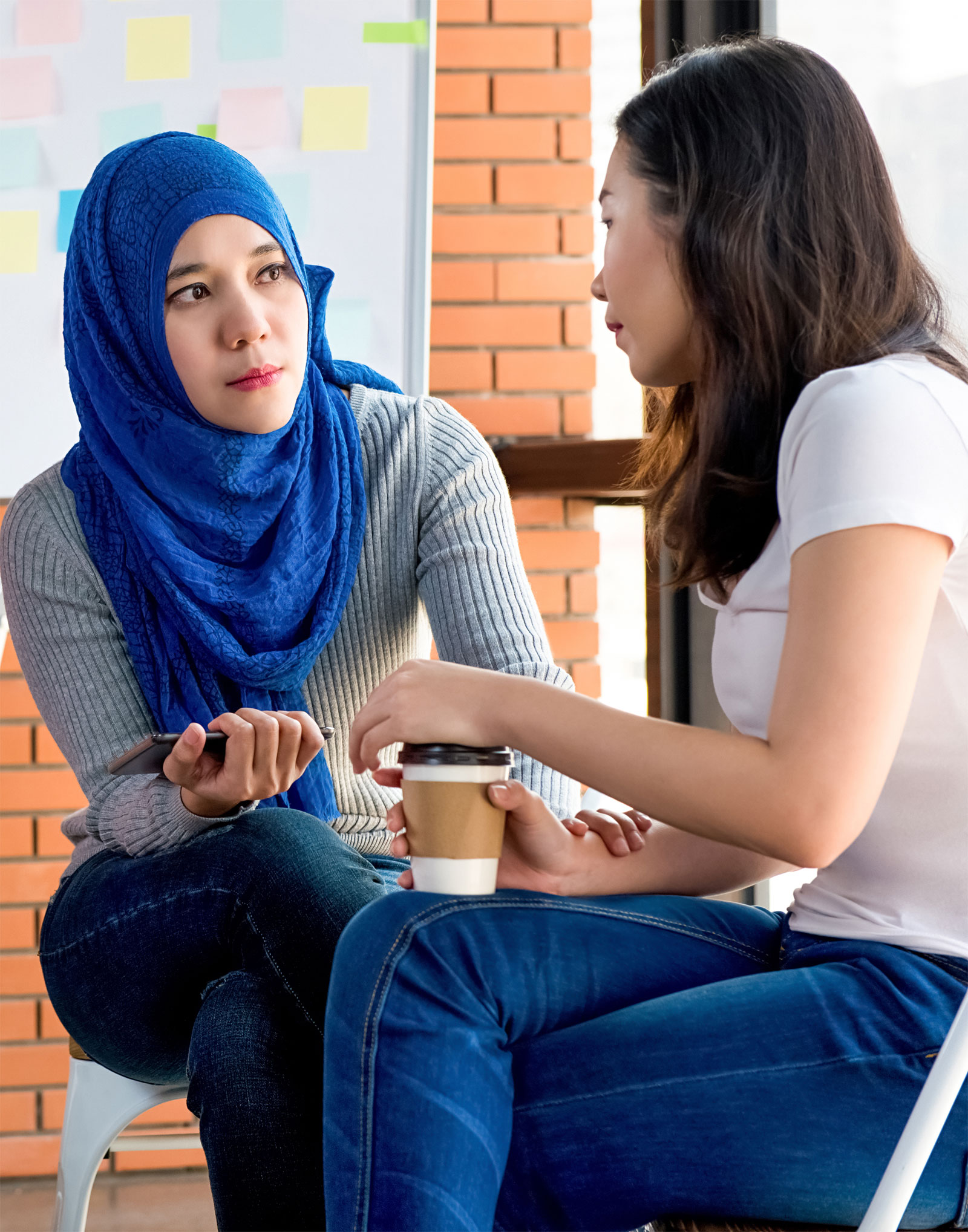Jennifer Kruse, a therapist at The Well House smiling and sitting at a rustic table. If you‘re dealing with trauma and having a hard time overcoming it, try emdr therapy in south lake, tx with a caring therapist such as Jennifer Kruse. The Well House is a great place for those looking to use mixed modalities and a holistic approach. EMDR therapy in Texas can also be offered. We are currently online and would be happy to serve you from anywhere in the state. Let’s begin counseling in southlake Texas today.